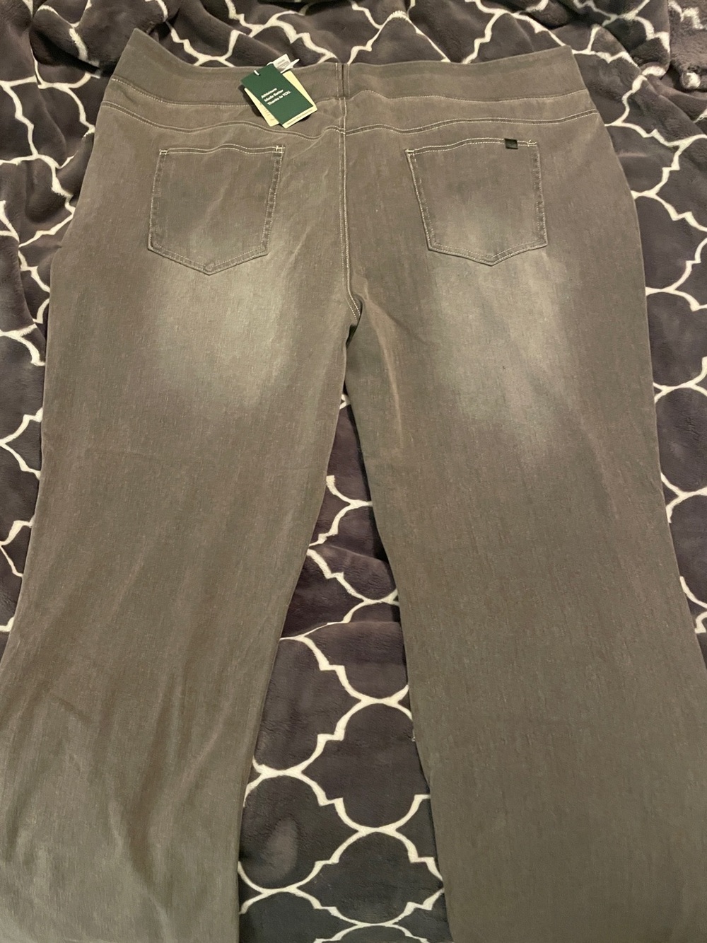 HALARA Washed Wide Leg Jeans in Black/Gray - Picture 6 of 11